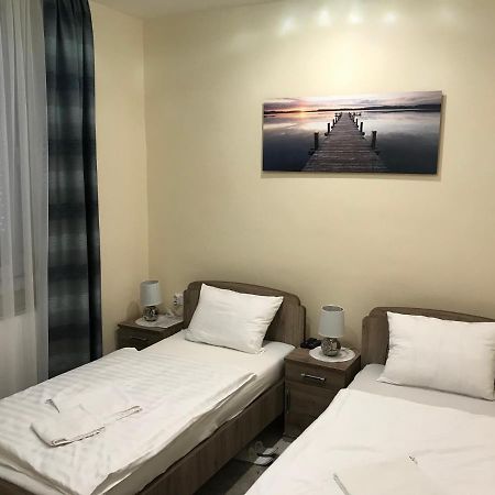 Classic Apartman Szeged Buitenkant foto
